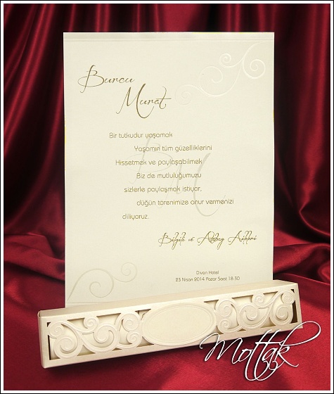 Svinovací svatební oznámení 5433 v krabičce.